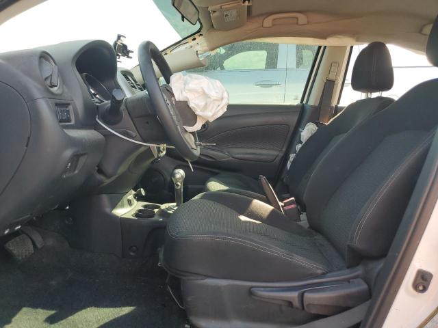  NISSAN VERSA 2018 Biały