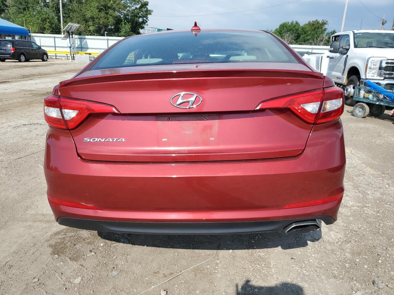2015 Hyundai Sonata Se VIN: 5NPE24AF1FH204408 Lot: 68135005