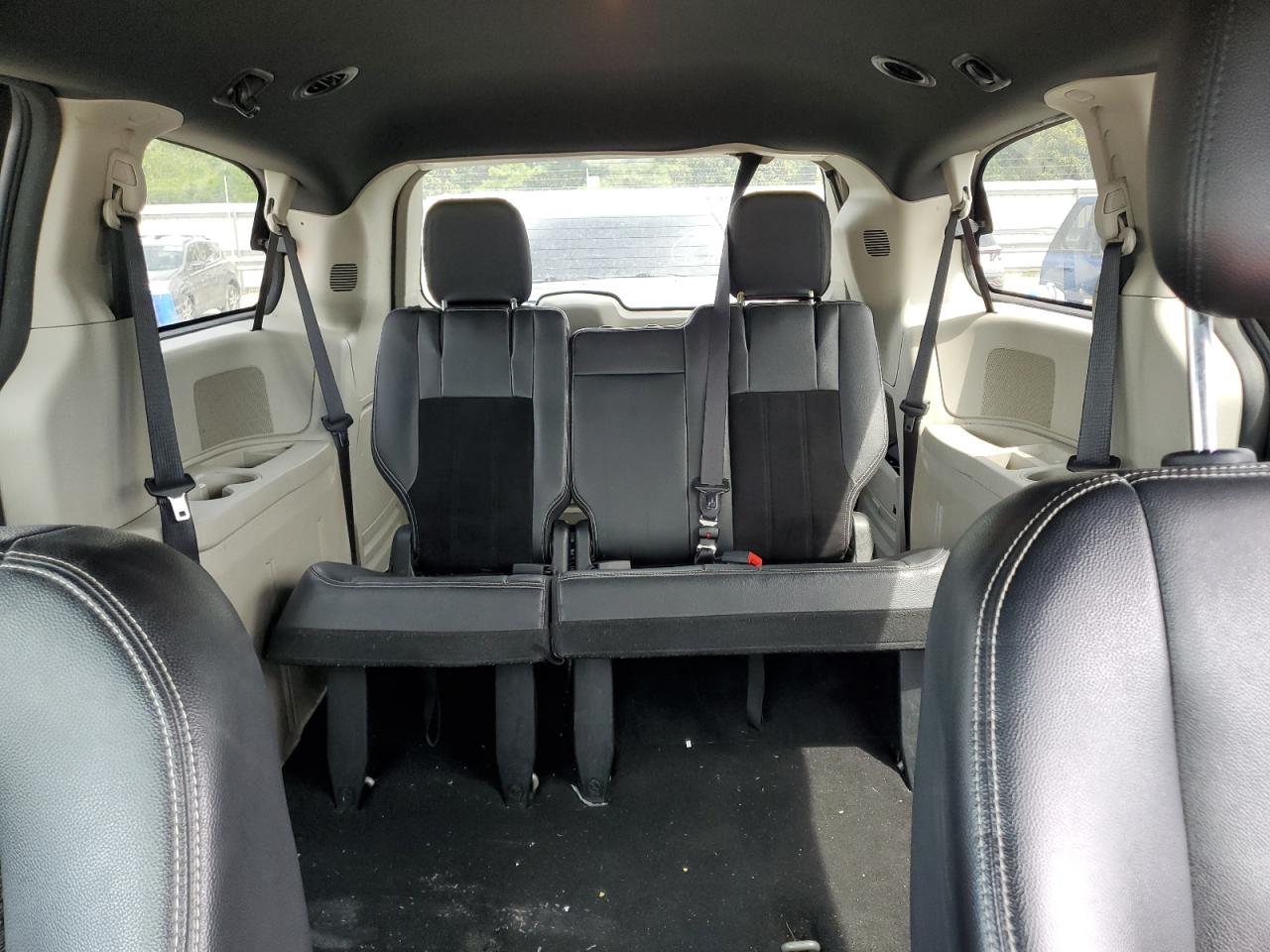 2017 Dodge Grand Caravan Sxt VIN: 2C4RDGCG9HR599866 Lot: 70753785