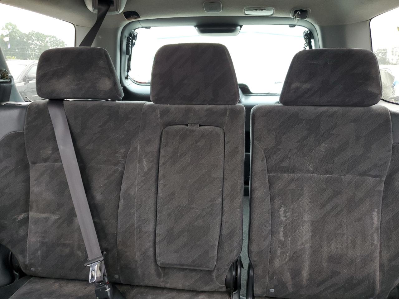 2004 Honda Cr-V Ex VIN: JHLRD78864C055395 Lot: 68931695