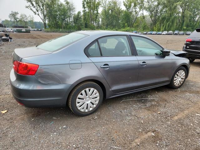 Sedans VOLKSWAGEN JETTA 2013 Szary
