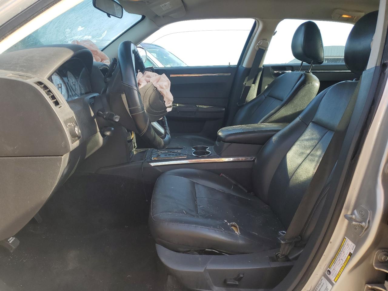 2010 Chrysler 300 Touring VIN: 2C3CA5CV0AH307054 Lot: 70200555