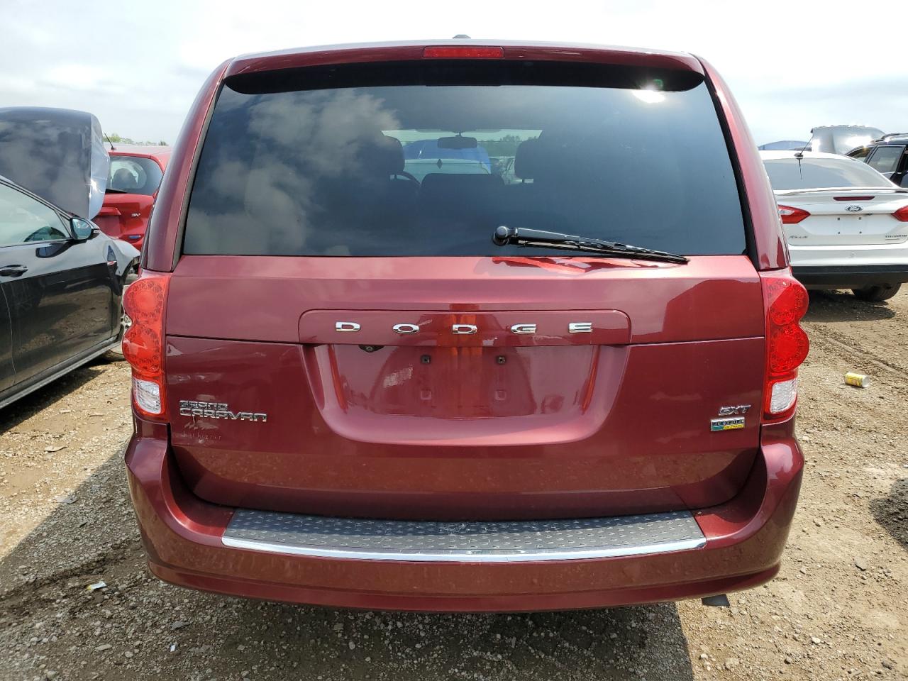 2017 Dodge Grand Caravan Sxt VIN: 2C4RDGCG8HR813357 Lot: 69192135