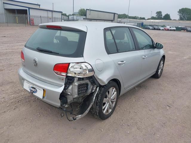 2011 VOLKSWAGEN GOLF MATCH