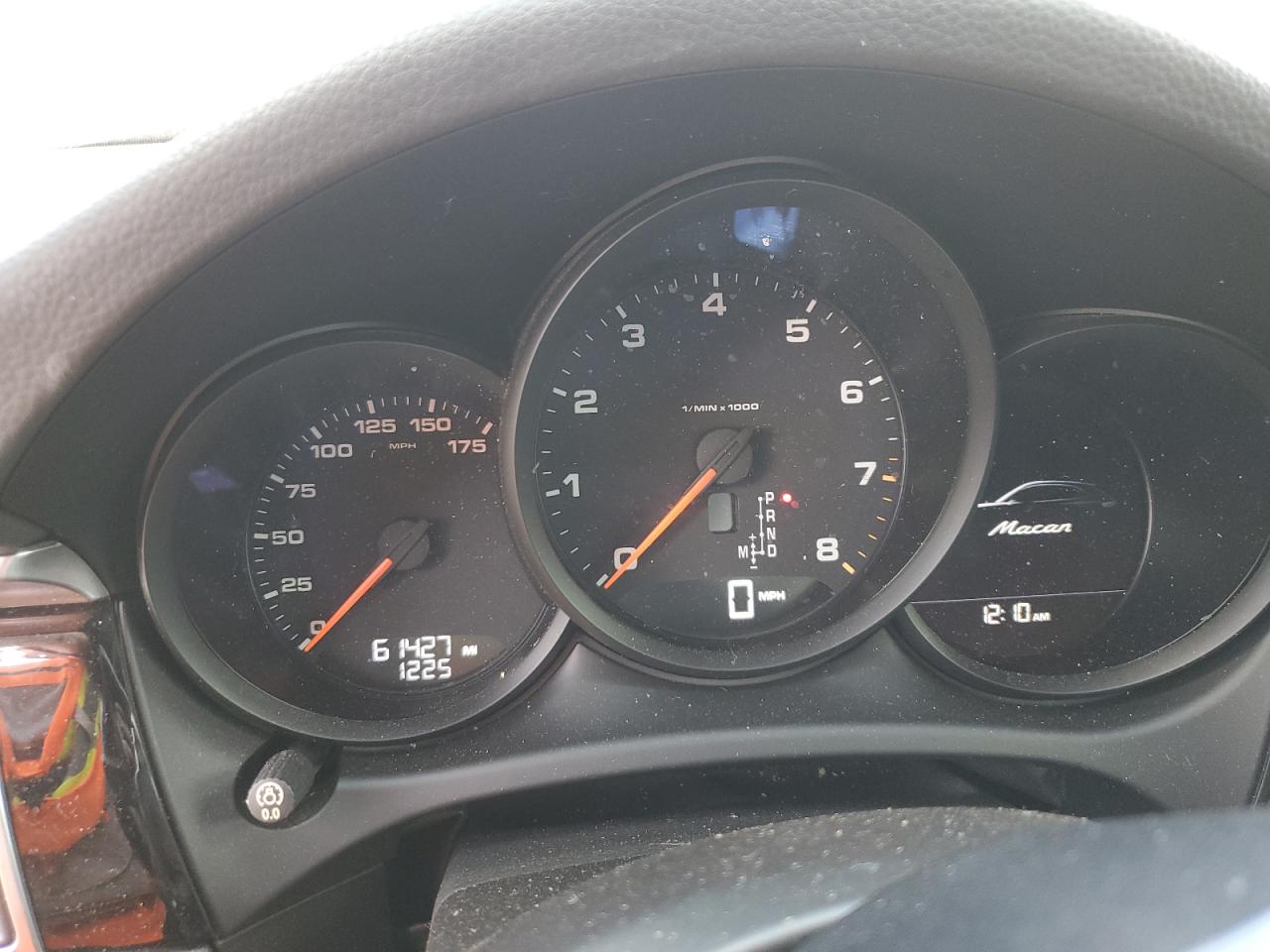 2017 Porsche Macan VIN: WP1AA2A54HLB82429 Lot: 67115225