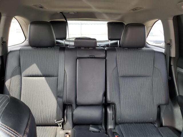 2016 TOYOTA HIGHLANDER LE  