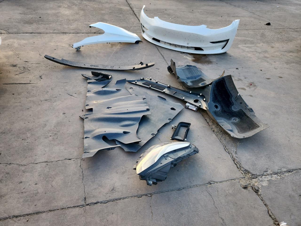 2022 Tesla Model 3 VIN: 5YJ3E1EB0NF166459 Lot: 69404255