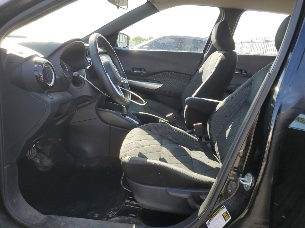 2018 Nissan Kicks S VIN: 3N1CP5CU8JL513329 Lot: 69574525