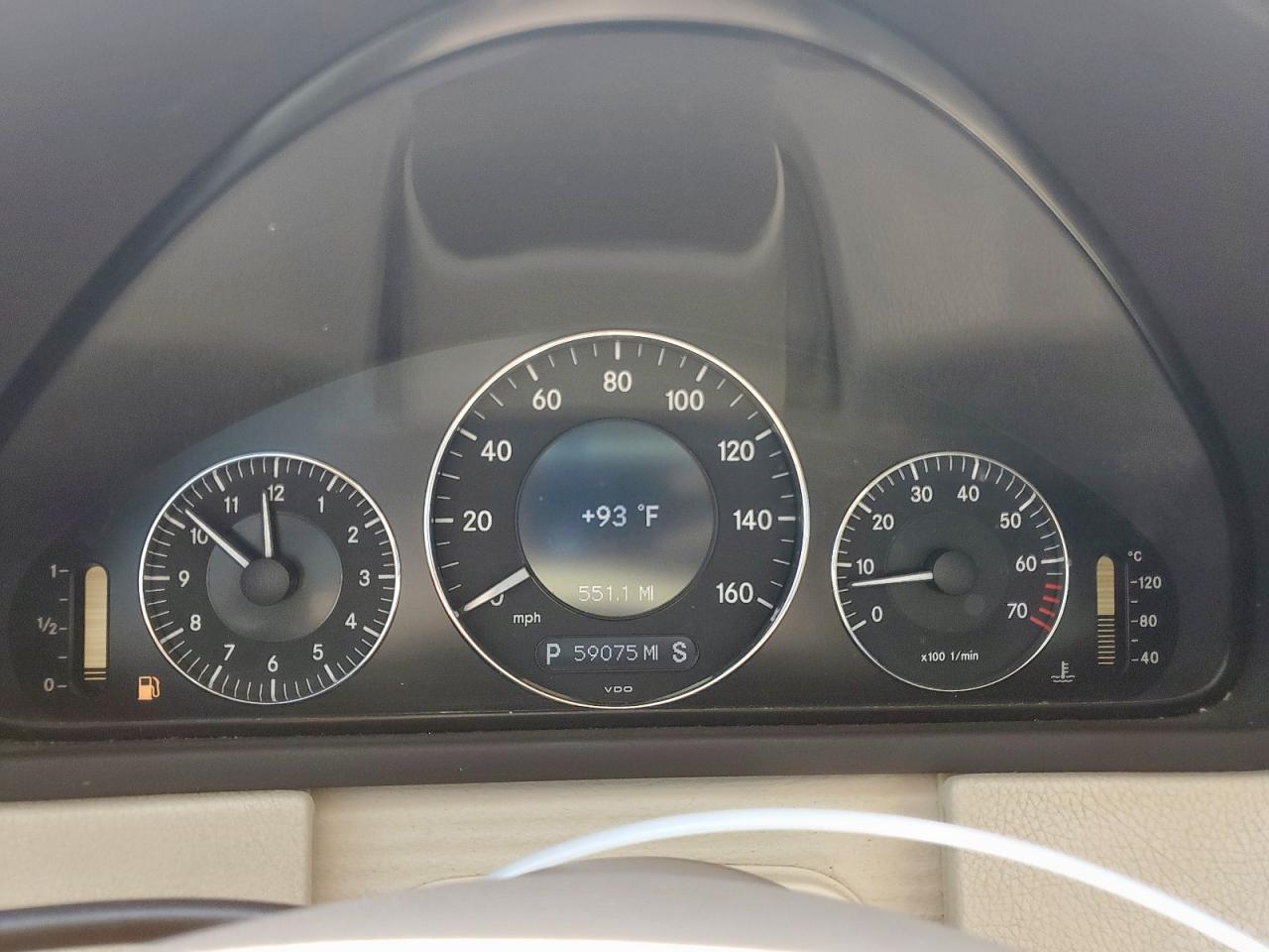 WDBTK56FX9T109978 2009 Mercedes-Benz Clk 350