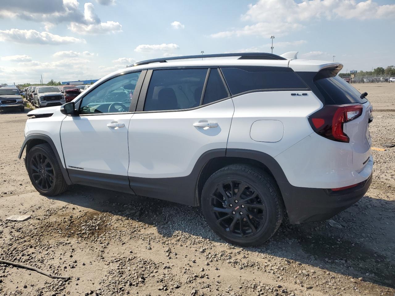 2024 GMC Terrain Sle white null gas 3GKALTEG5RL117726 photo #3
