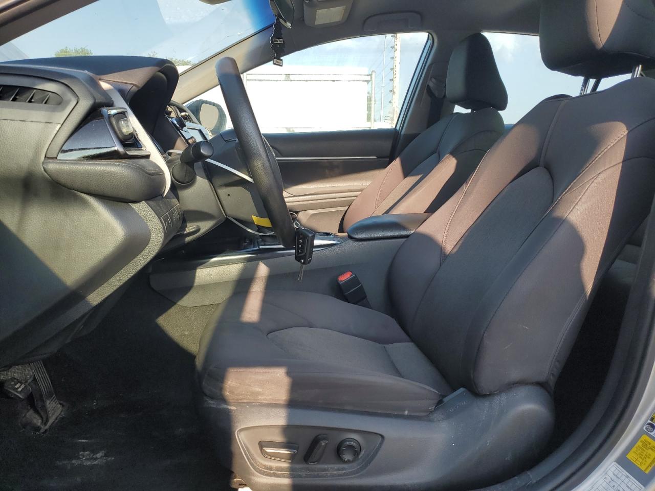 2020 Toyota Camry Le VIN: 4T1C11AK8LU362862 Lot: 68881465