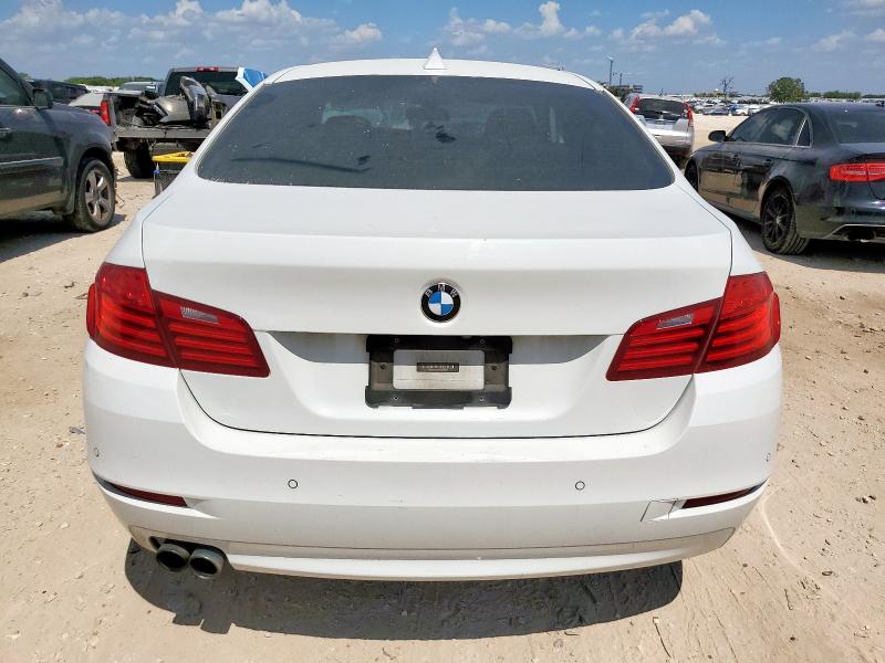  BMW 5 SERIES 2016 Белы