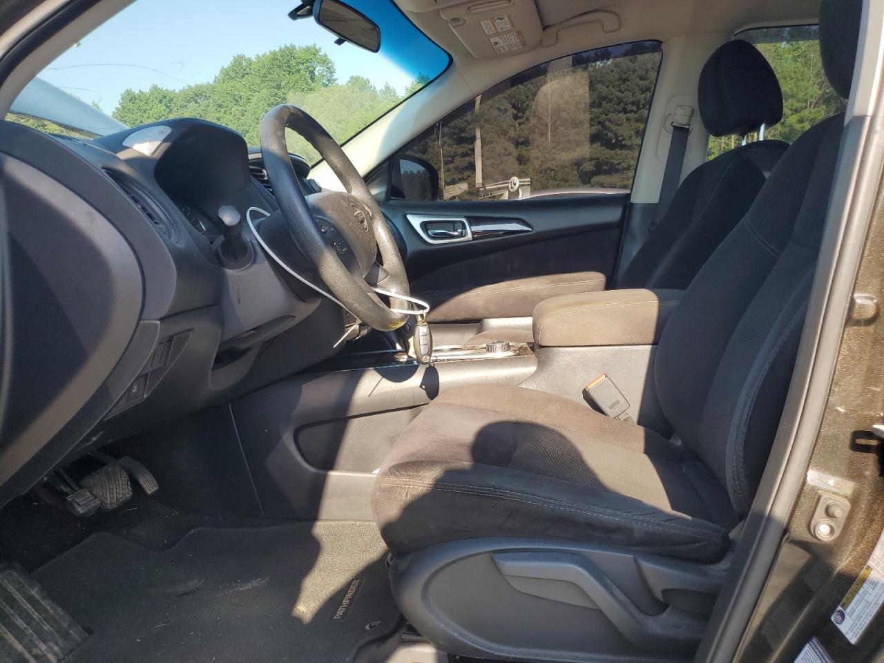 2015 Nissan Pathfinder S VIN: 5N1AR2MM3FC615390 Lot: 68871035