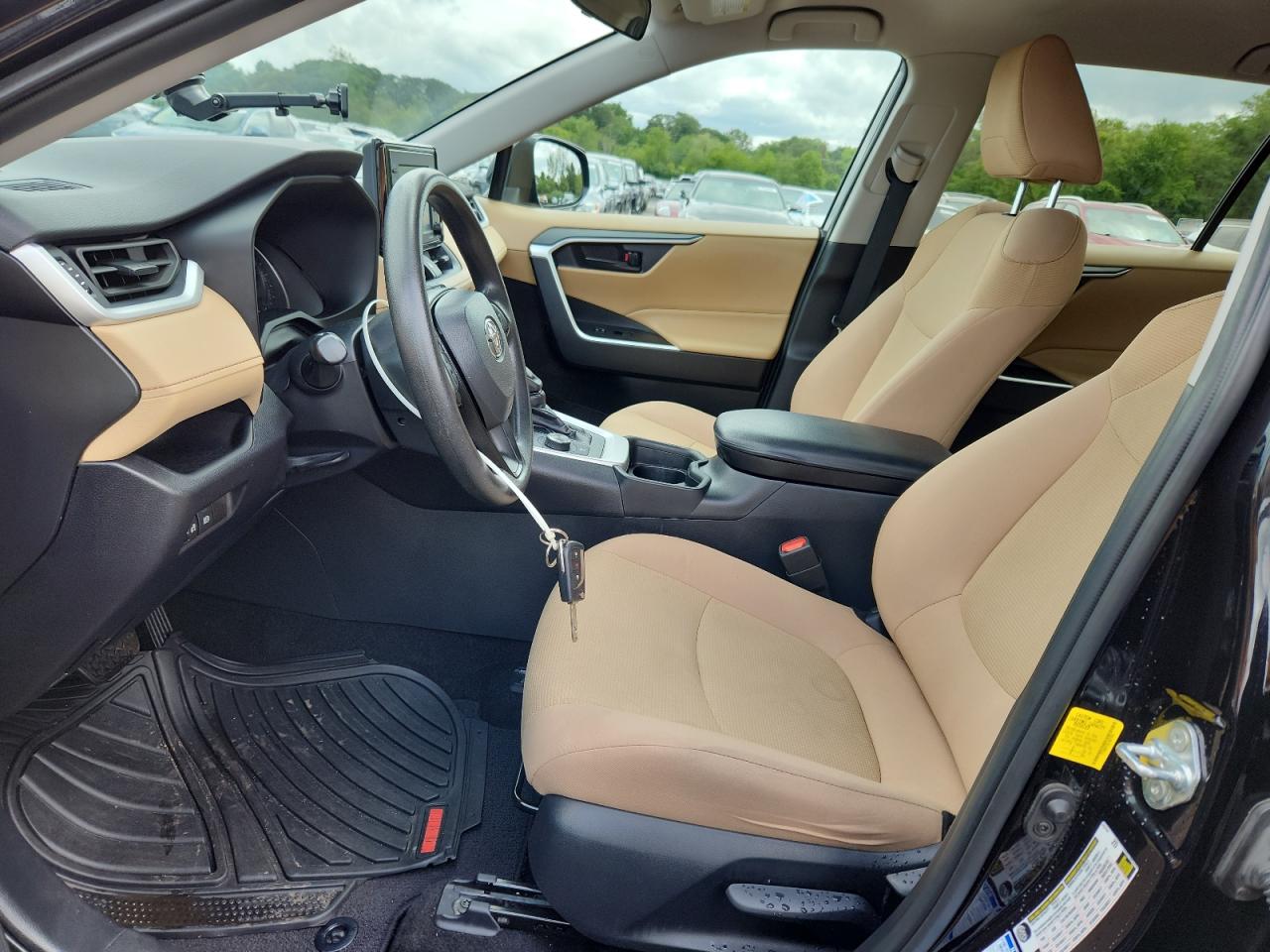 2020 Toyota Rav4 Le VIN: 2T3M6RFV0LW001933 Lot: 69658505