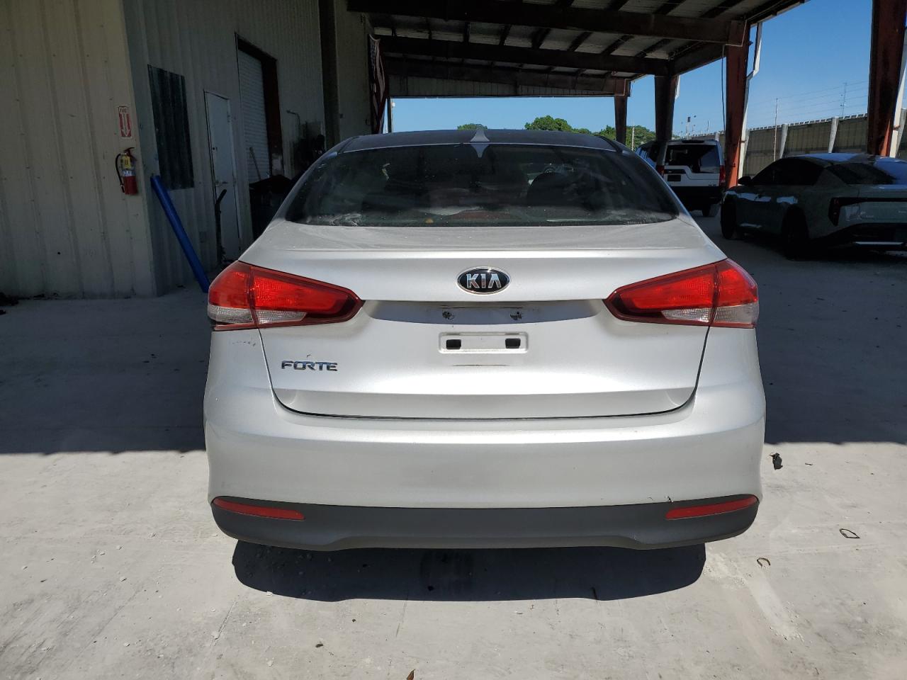 2017 Kia Forte Lx VIN: 3KPFK4A78HE051983 Lot: 68829515