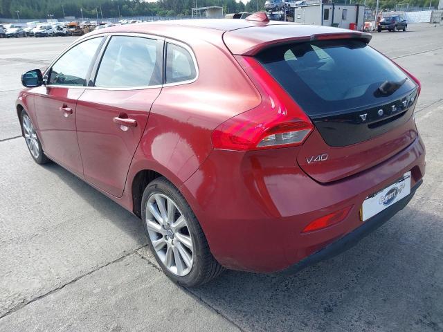 2015 VOLVO V40 D2 SE LUX 5DR