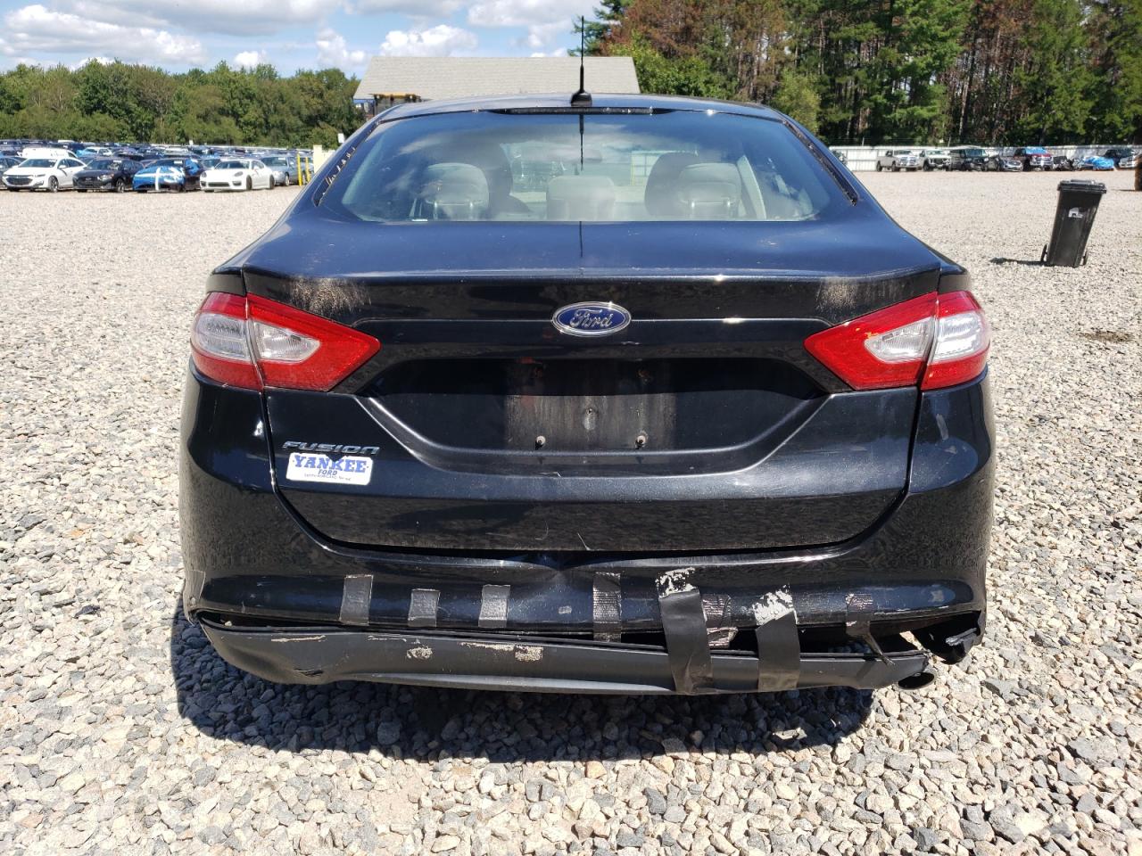 2013 Ford Fusion S VIN: 3FA6P0G74DR251818 Lot: 70057815