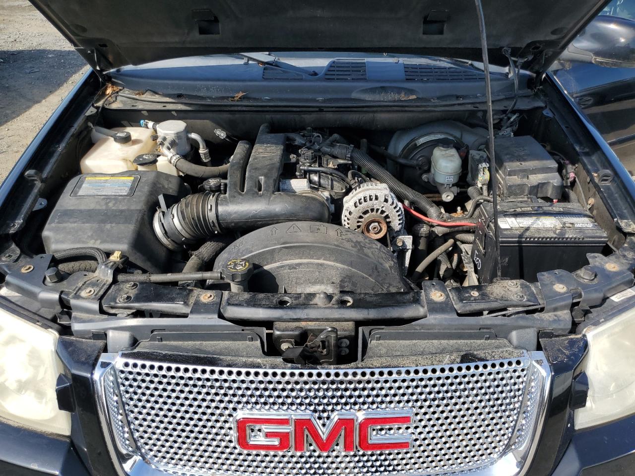 2007 GMC Envoy Denali VIN: 1GKET63MX72102049 Lot: 67105245