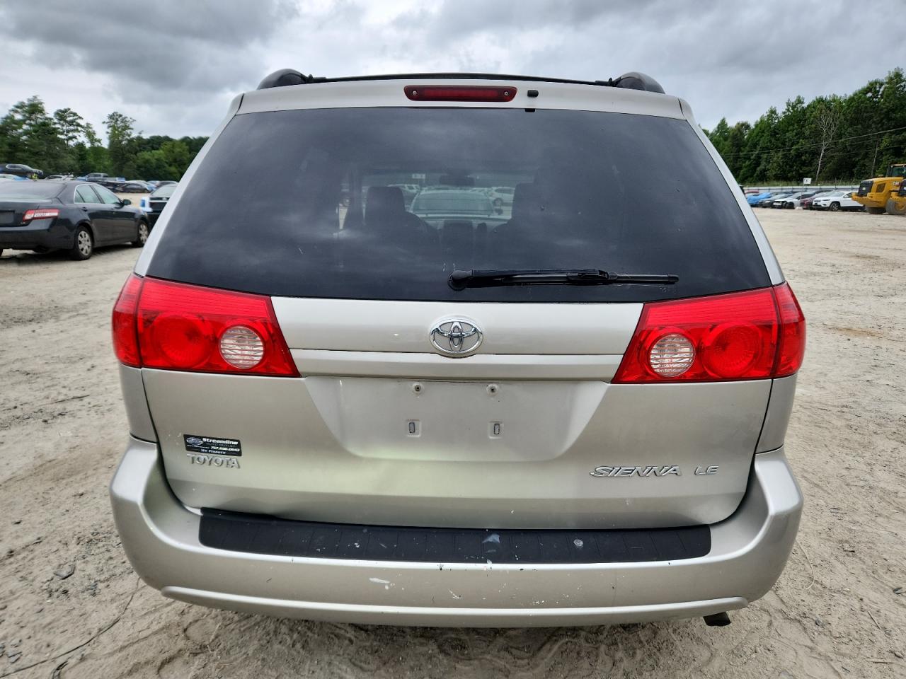 2010 Toyota Sienna Ce VIN: 5TDKK4CC2AS297884 Lot: 67843815