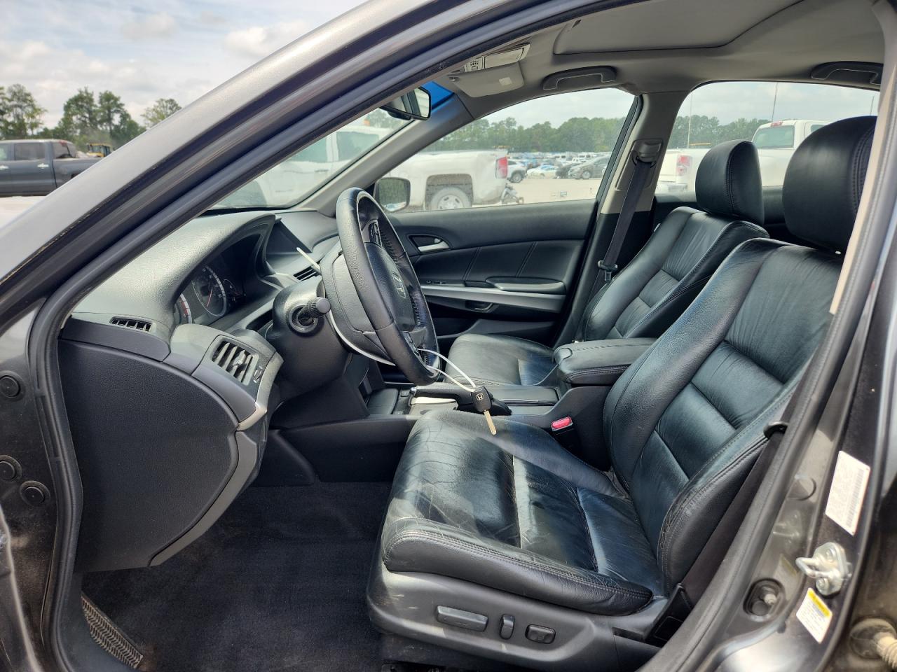 2009 Honda Accord Exl VIN: 1HGCP36849A000681 Lot: 68950495