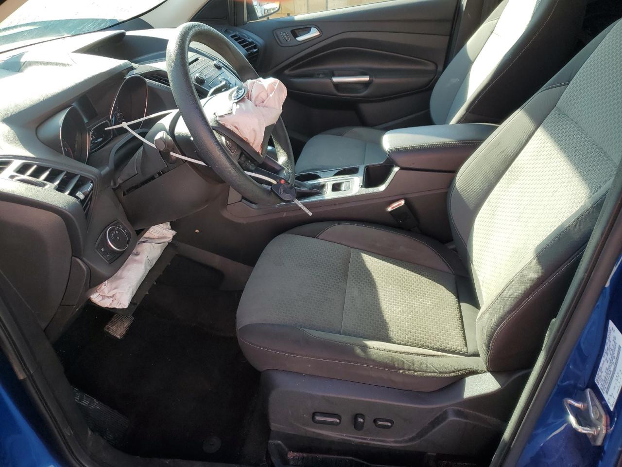 2017 Ford Escape Se VIN: 1FMCU0GD4HUA79800 Lot: 70098115