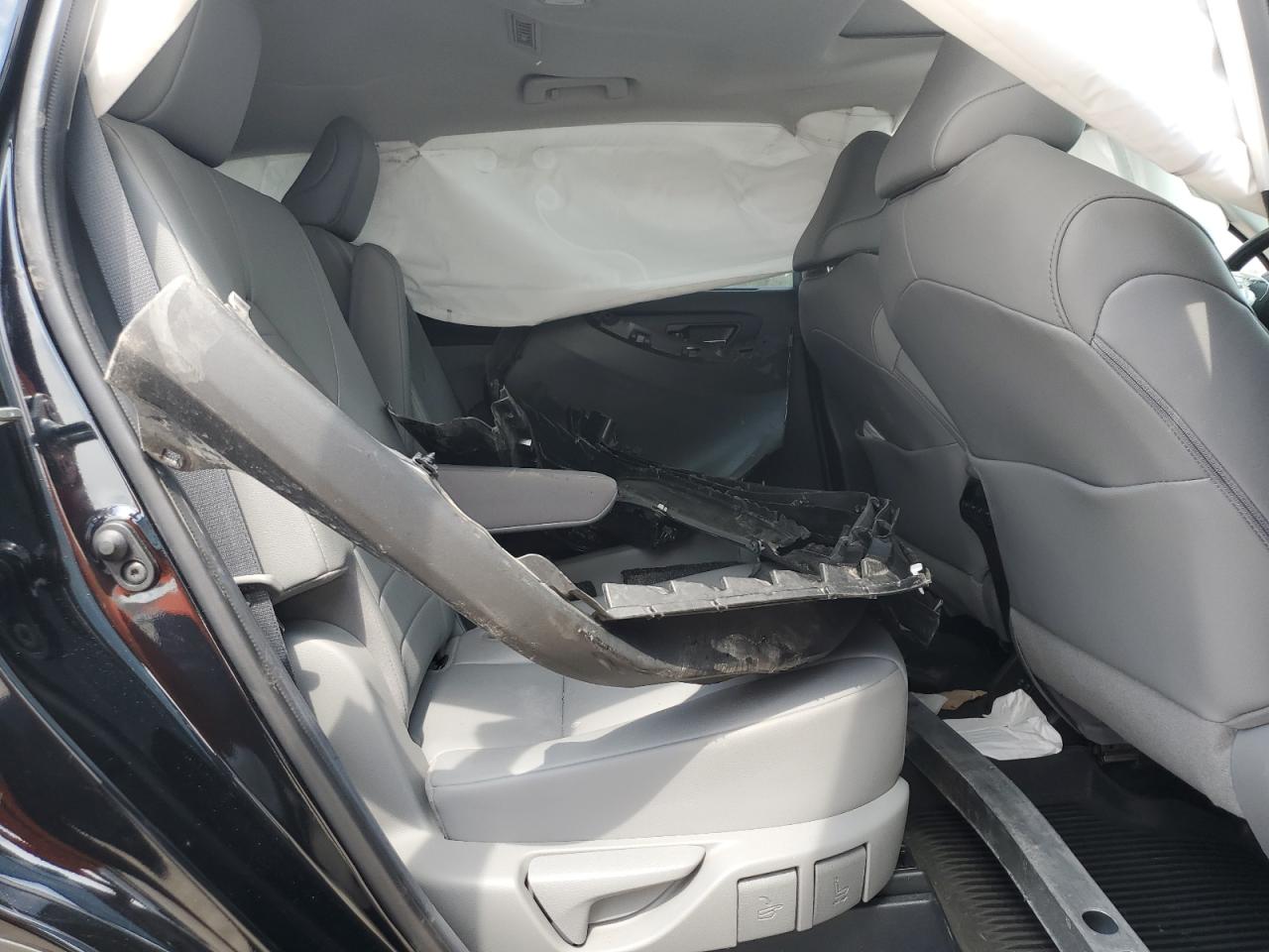 2021 Toyota Highlander Xle VIN: 5TDGZRAH6MS517755 Lot: 69740335