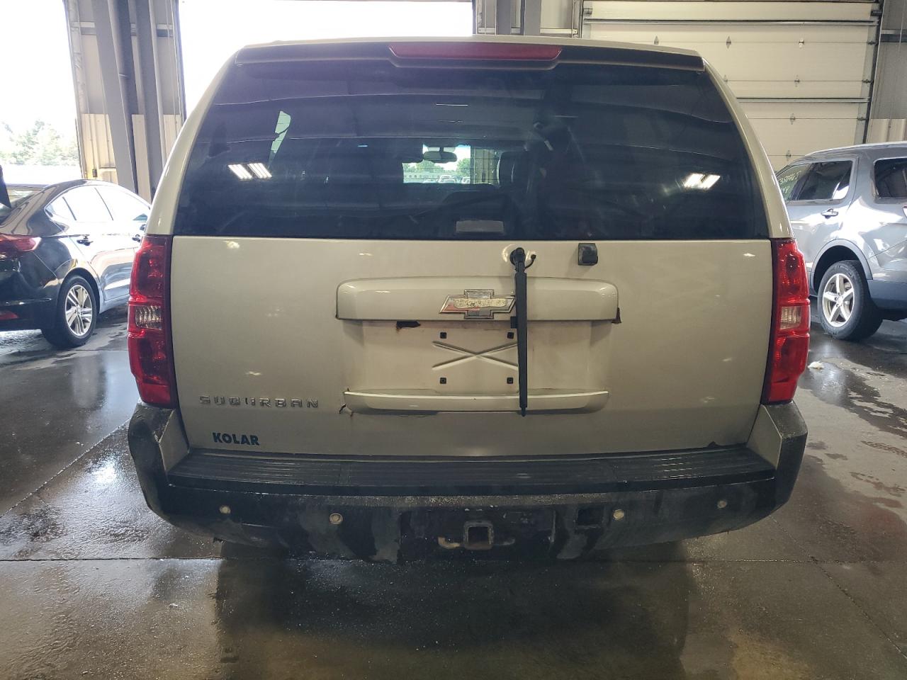 2007 Chevrolet Suburban K1500 VIN: 1GNFK16307J175338 Lot: 70313525