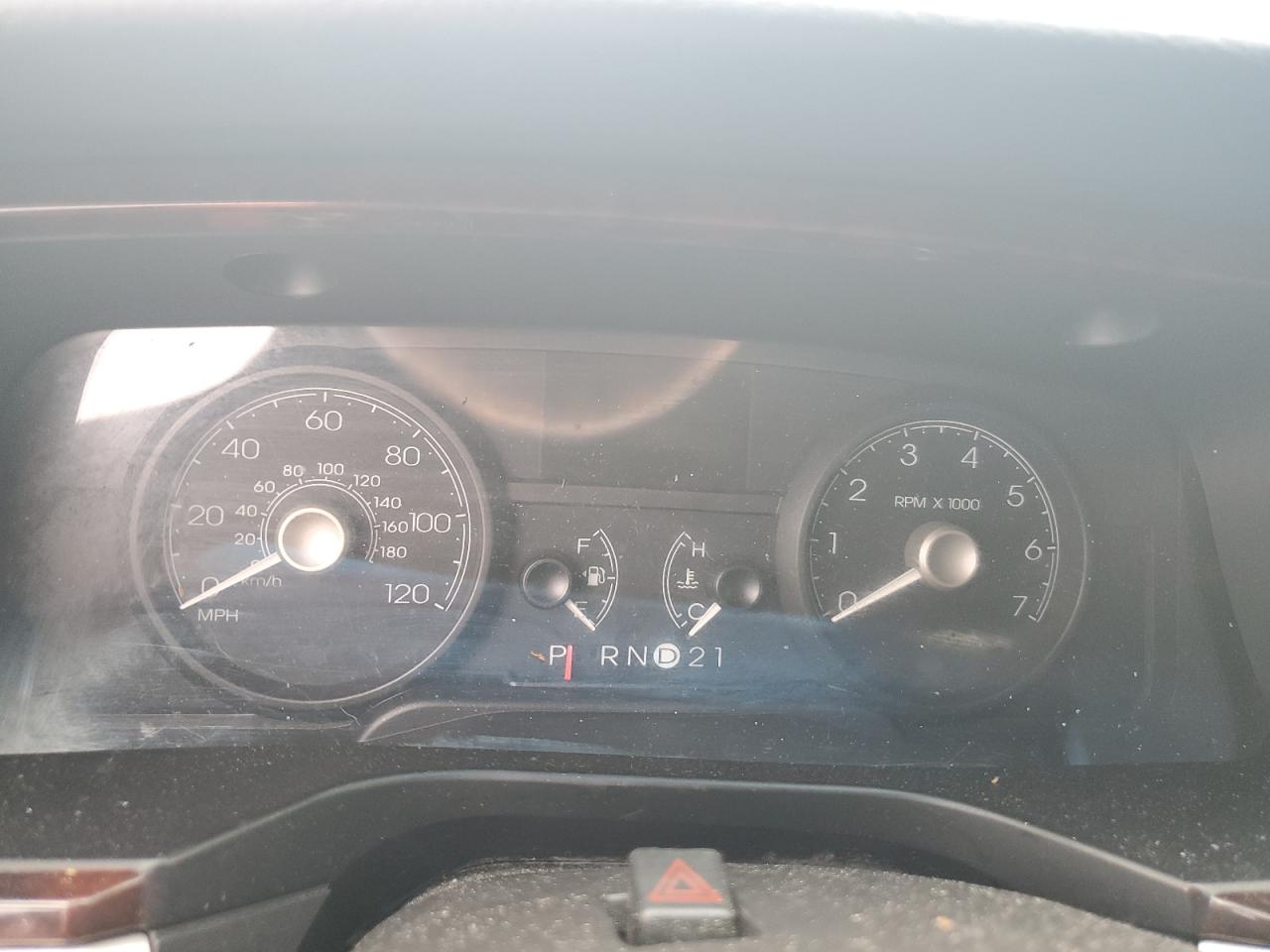 2009 Lincoln Town Car Signature Limited VIN: 2LNHM82V79X601222 Lot: 69404075