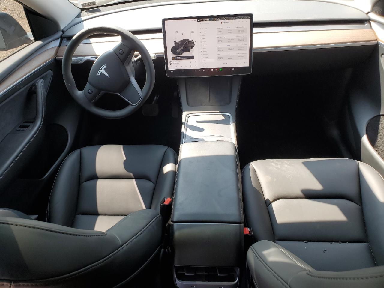 2024 Tesla Model Y VIN: 7SAYGAEE1RF185847 Lot: 67958465