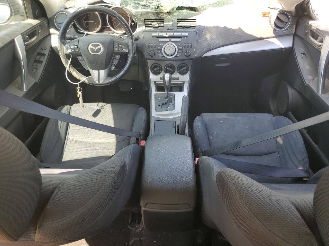 2010 Mazda 3 S VIN: JM1BL1S61A1170578 Lot: 70372105