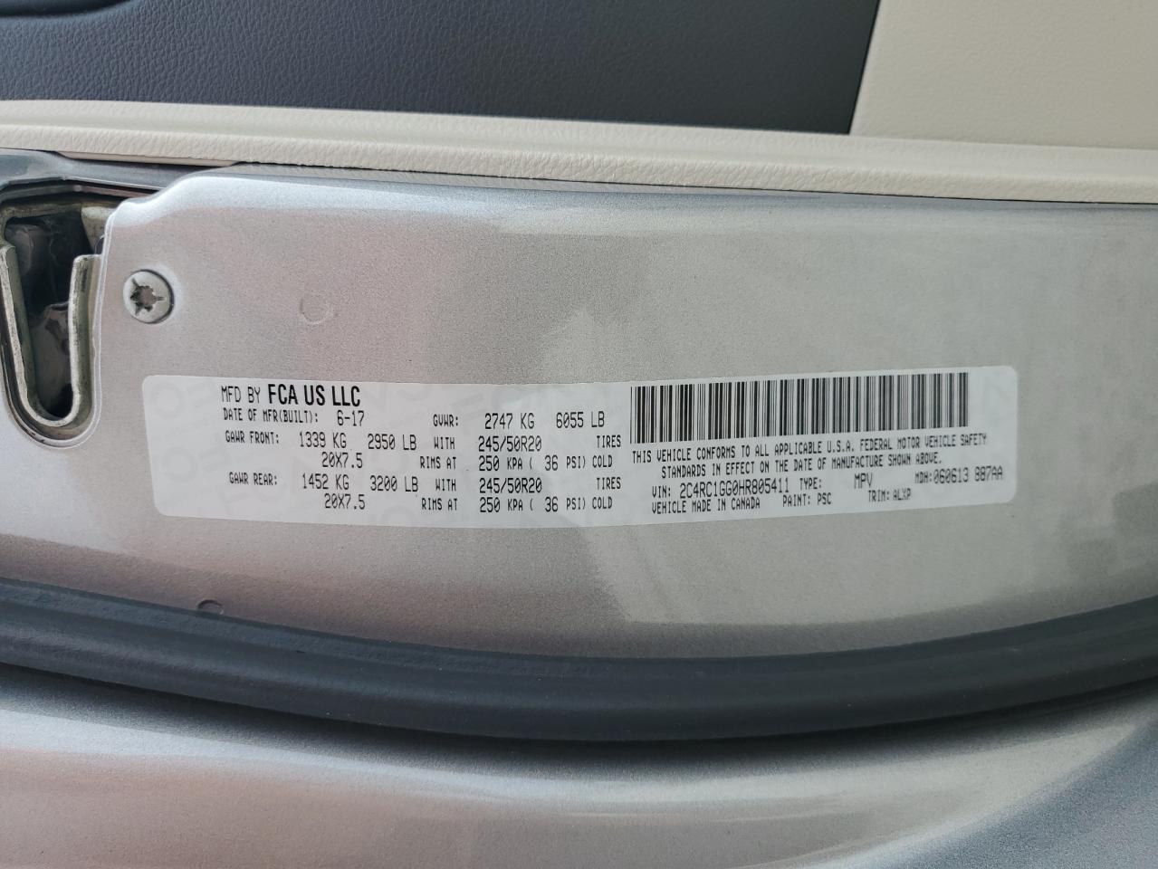 2017 Chrysler Pacifica Limited VIN: 2C4RC1GG0HR805411 Lot: 69963545