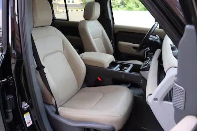  LAND ROVER DEFENDER 2023 Black