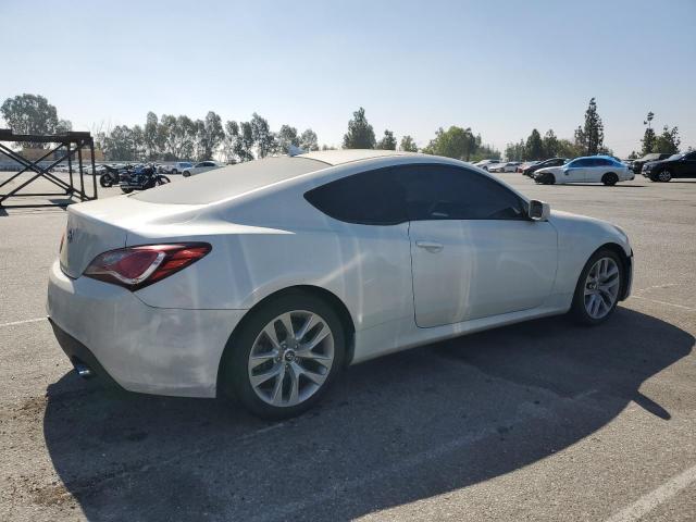  HYUNDAI GENESIS 2013 Biały