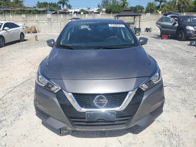  NISSAN VERSA 2022 Szary