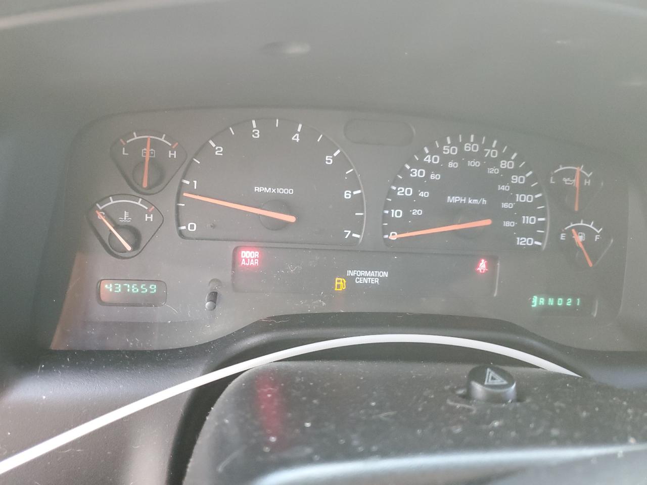 2003 Dodge Dakota Quad Slt VIN: 1D7HG48NX3S345590 Lot: 70002875