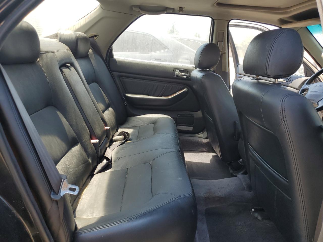 1995 Acura Legend L VIN: JH4KA7664SC016325 Lot: 66740435