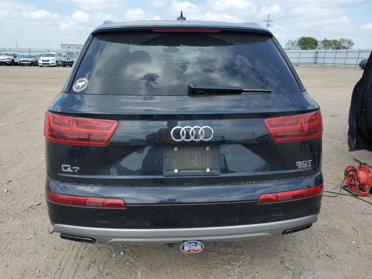2017 Audi Q7 Prestige VIN: WA1VAAF72HD022593 Lot: 70465475