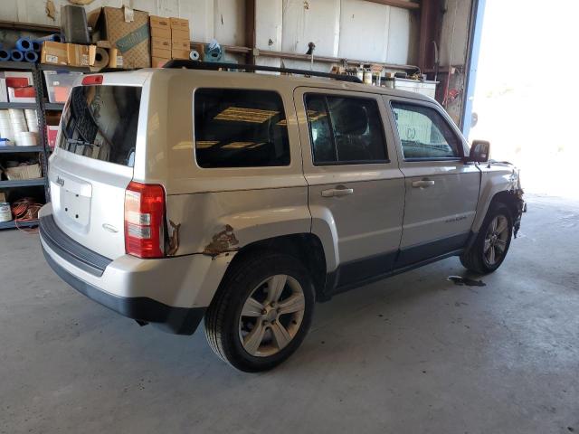  JEEP PATRIOT 2012 Srebrny