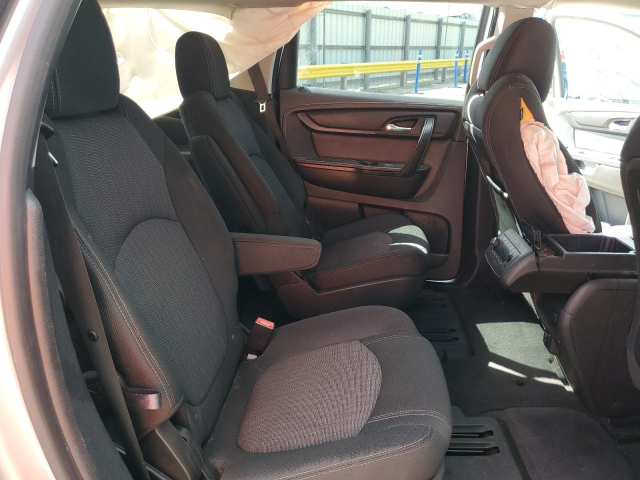 2016 Chevrolet Traverse Lt VIN: 1GNKRHKD7GJ153547 Lot: 70040475