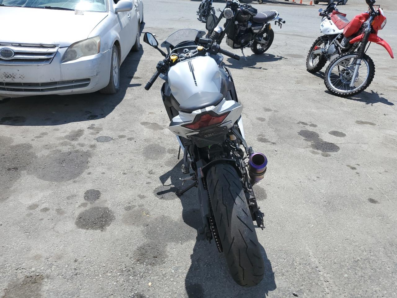 2025 Kawasaki Zx400 S VIN: ML5ZXCS11SDA31549 Lot: 70731775