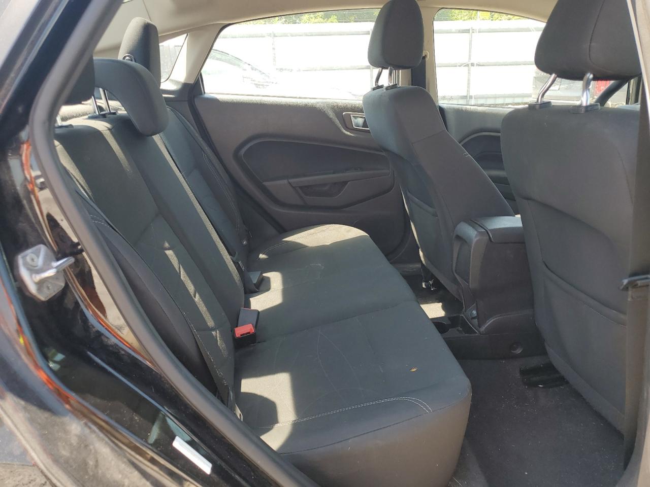 3FADP4BJ0GM143120 2016 Ford Fiesta Se