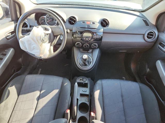  MAZDA 2 2014 Silver