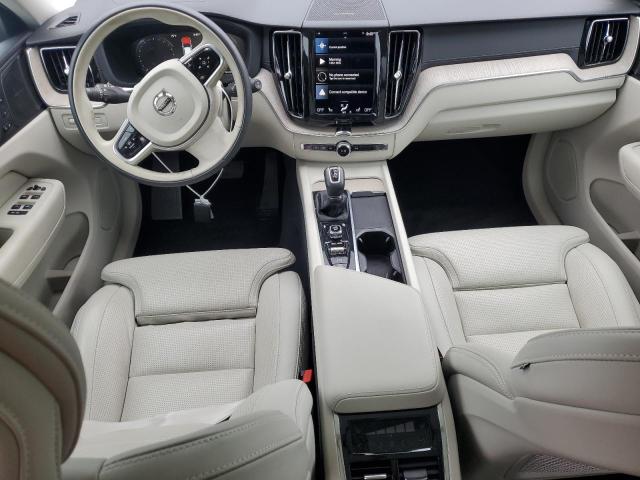  VOLVO XC60 2021 Серый