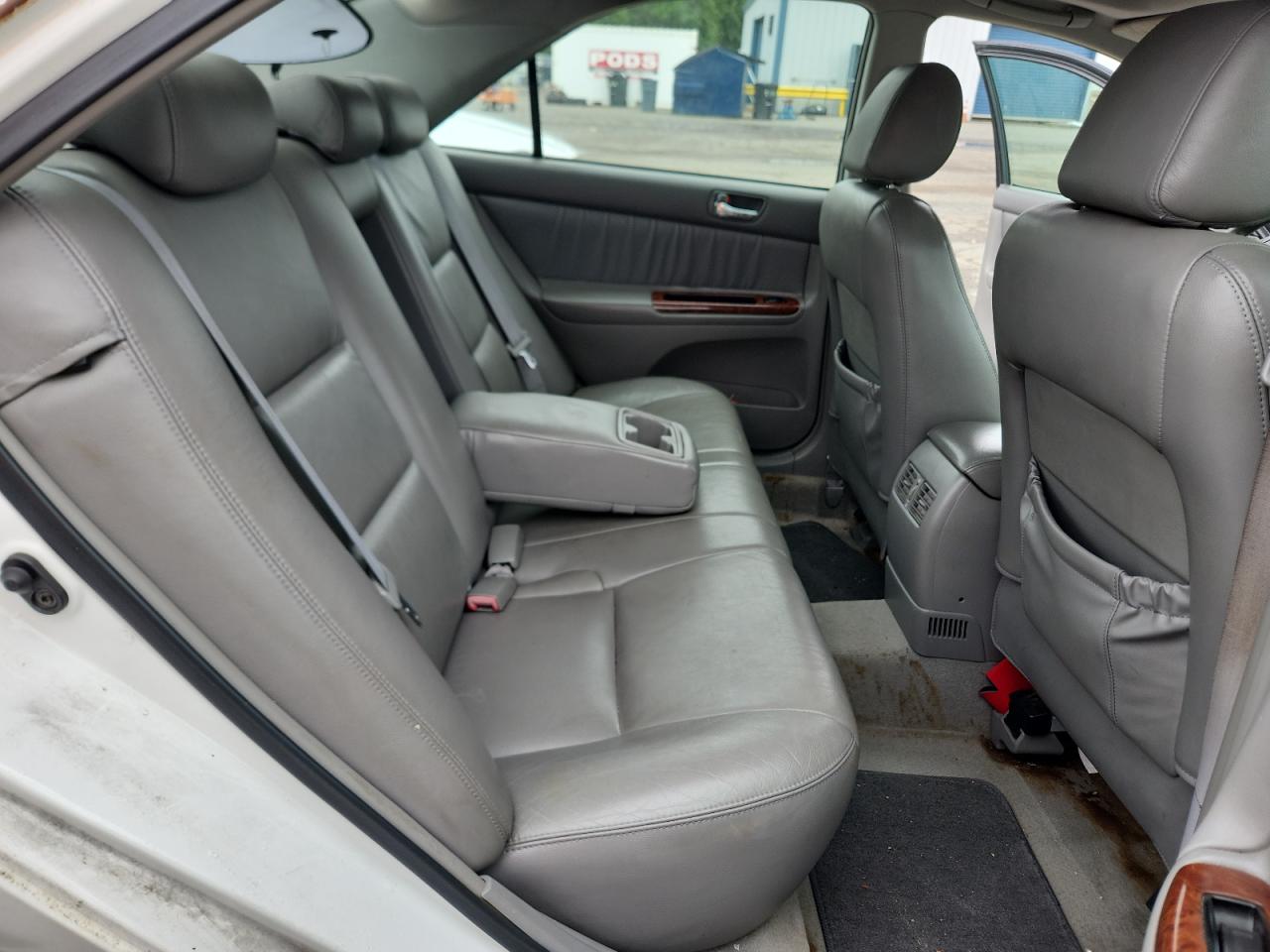 2005 Toyota Camry Le VIN: 4T1BF32K85U610053 Lot: 70873345