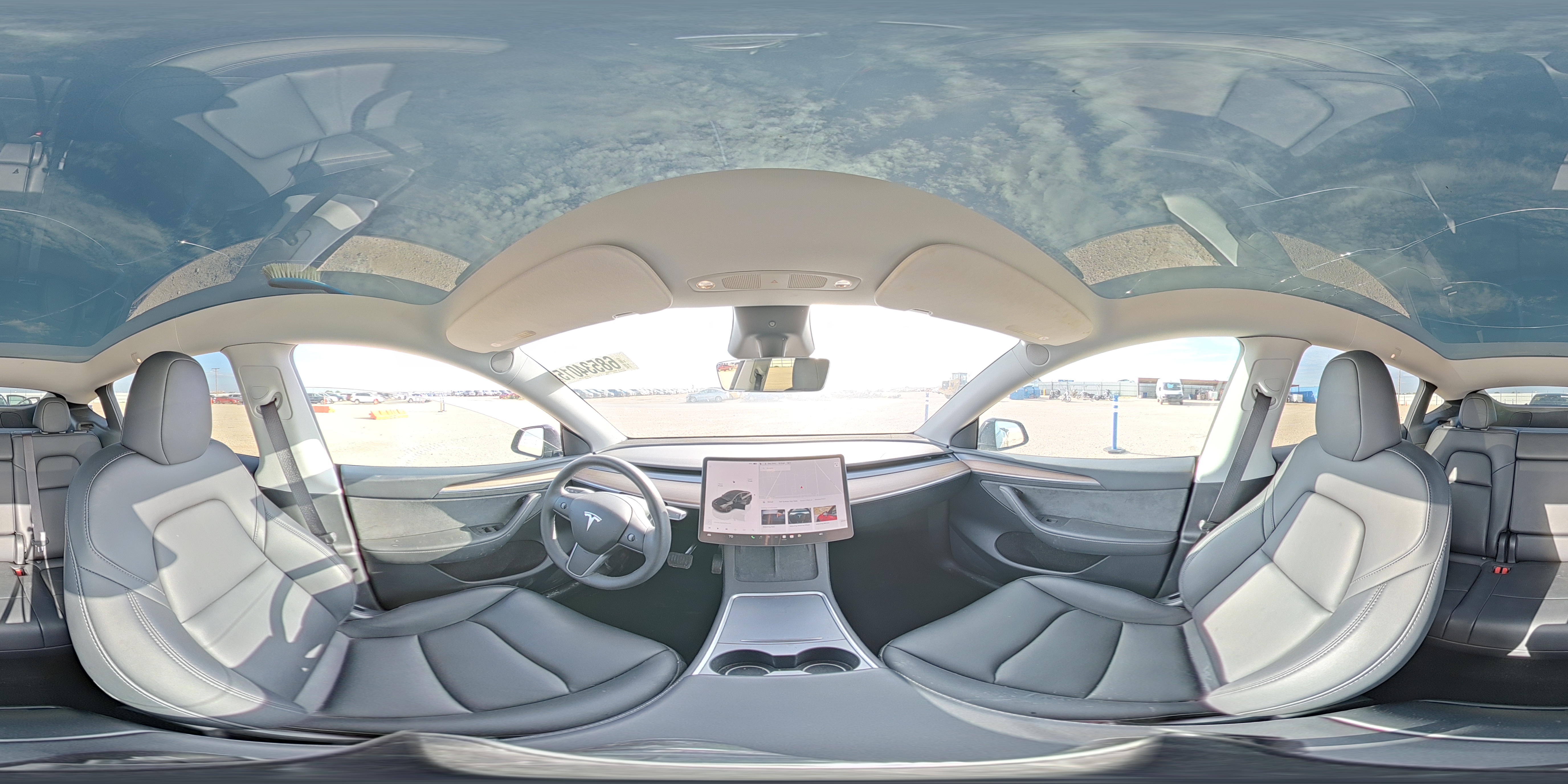 2024 Tesla Model Y VIN: 7SAYGDEE3RF065498 Lot: 68534015