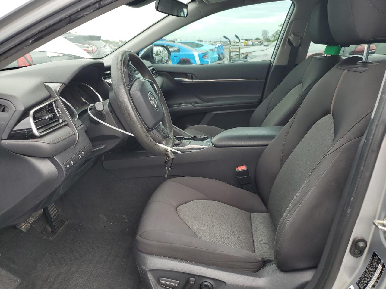 2020 Toyota Camry Le VIN: 4T1C11AK0LU883672 Lot: 70557865