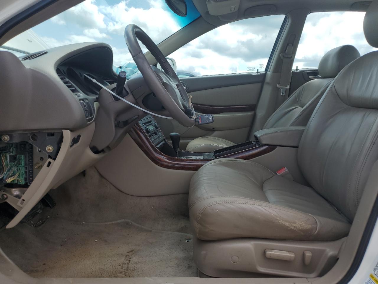 2000 Acura 3.2Tl VIN: 19UUA5662YA067360 Lot: 69837225