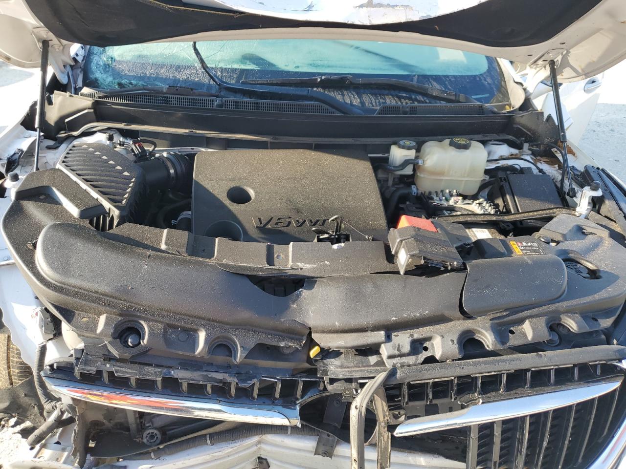 2018 Buick Enclave Essence VIN: 5GAERBKW7JJ123106 Lot: 70044295