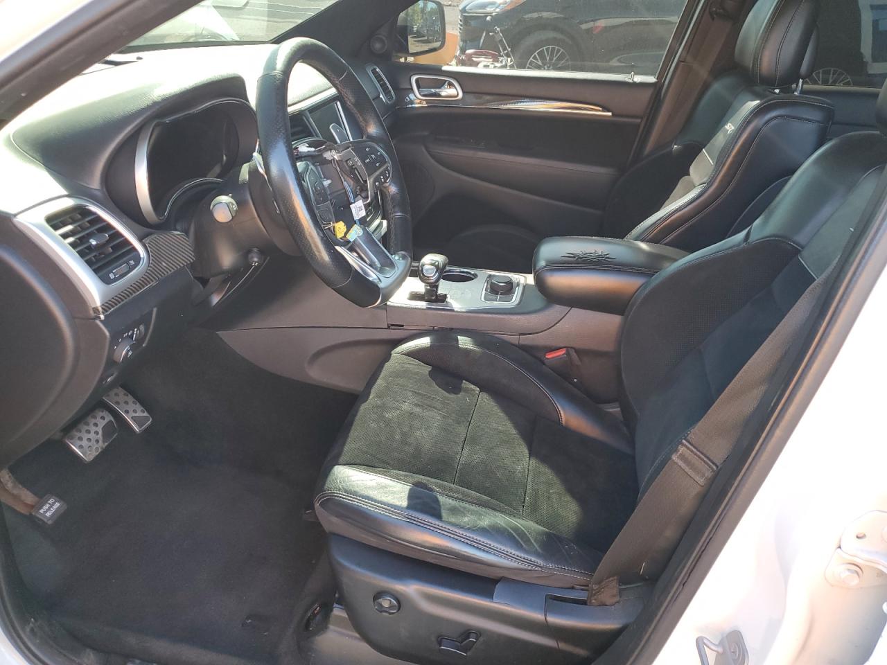 2015 Jeep Grand Cherokee Srt-8 VIN: 1C4RJFDJXFC829675 Lot: 70106415