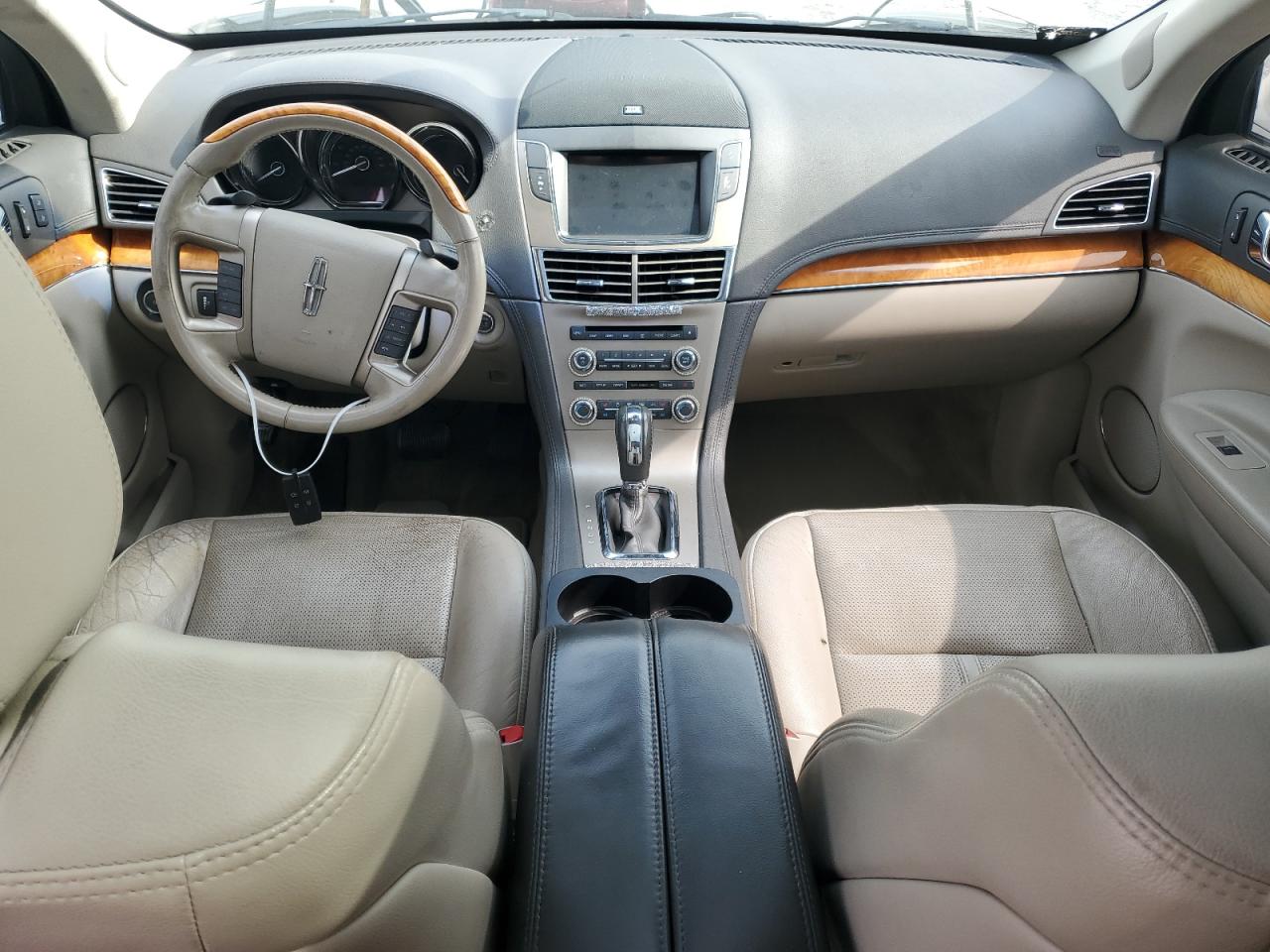 2012 Lincoln Mkt VIN: 2LMHJ5AT9CBL50249 Lot: 70812795